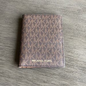 Michael Kors wallet